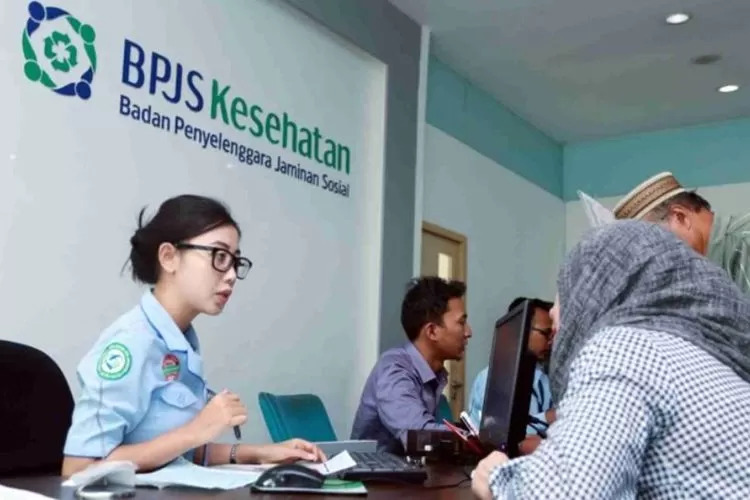 Alasan Kenapa Dokter Selalu Bertanya Pakai BPJS atau Umum Setelah Pemeriksaan