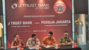 Perusahaan Asal Jepang Jadi Sponsor Persija, Logo J Trust Bank akan Terpasang di Depan Jersey