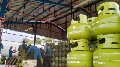 Mulai 1 Februari 2025 Penjualan Gas Elpiji 3kg Hanya Melalui Pangkalan Resmi, Bukan Pengecer