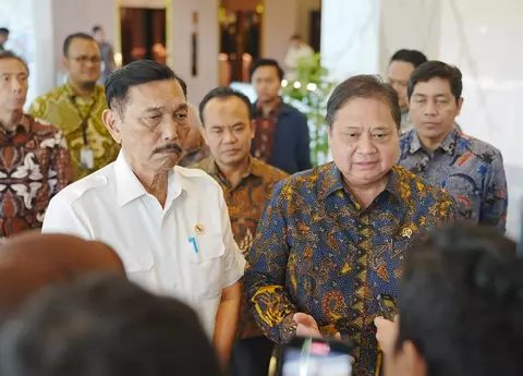 Luhut dan Airlangga Bentuk Tim Khusus untuk Mengkaji Hal-hal Penghambat Investasi