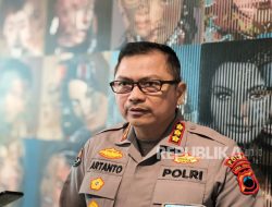 Pria Terpapar Suasana Rutan Bocorkan Biaya Suap di Polda Jateng: Rental HP Hingga Rp 150 Ribu per Jam Pria Terpapar Suasana Rutan Bocorkan Biaya Suap di Polda Jateng: Rental HP Hingga Rp 150 Ribu per Jam