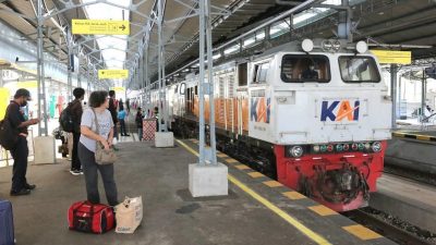 8 Makna Mimpi Kereta Api: Apakah Waktunya Mengambil Peluang Emas?