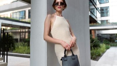 4 Kiat Busana Untuk Memilih Tas Tangan Ideal Sesuai Pakaian Anda
