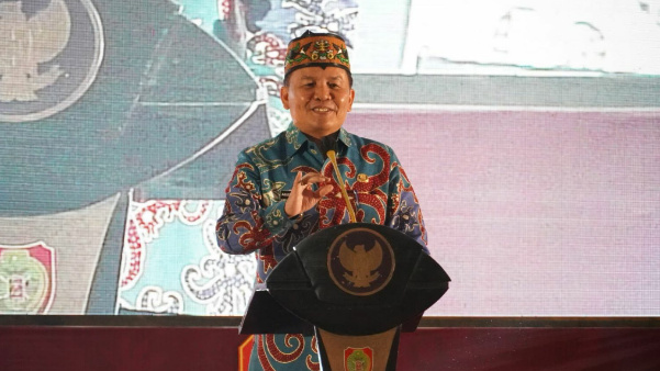Agustiar Sabran Ingatkan Pentingnya Memelihara Keharmonisan dan Falsafah Huma Betang di GKE Rawat