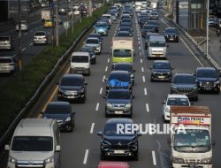 Menteri Transportasi: Berkurangnya Pemudik Tak Selalu Indikasikan Ekonomi Lemah Menteri Transportasi: Berkurangnya Pemudik Tak Selalu Indikasikan Ekonomi Lemah