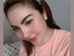 Pengacara Lisa Mariana Tuduh Ada Nuansa Politik di Balik Isu Selingkuh Kliennya dengan Ridwan Kamil Pengacara Lisa Mariana Tuduh Ada Nuansa Politik di Balik Isu Selingkuh Kliennya dengan Ridwan Kamil