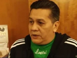 Gusti Randa dan Ray Sahetapy: Kisah Kekakakan di Film yang Mengubah Teman Sekamar menjadi Saudara Gusti Randa dan Ray Sahetapy: Kisah Kekakakan di Film yang Mengubah Teman Sekamar menjadi Saudara