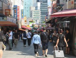 Cara Mengunjungi Pasar Namdaemun: Barang Unik dan Tip Terbaik untuk Berbelanja Cara Mengunjungi Pasar Namdaemun: Barang Unik dan Tip Terbaik untuk Berbelanja