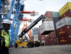 Ancaman Tarif Impor AS Bisa Jadi Peluang Emas untuk RI Ancaman Tarif Impor AS Bisa Jadi Peluang Emas untuk RI