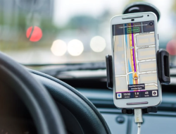 Tips Ampuh Gunakan Google Maps Saat Berkendara, Terhindar dari Nyasar!