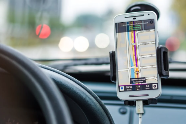 Tips Ampuh Gunakan Google Maps Saat Berkendara, Terhindar dari Nyasar!