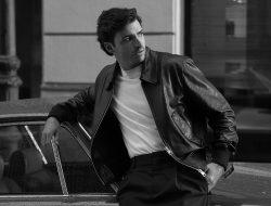 Maskulin dan Elegan: Tips Gaya Casual Clean Ala Carlos Sainz untuk Tampil Stylish Maskulin dan Elegan: Tips Gaya Casual Clean Ala Carlos Sainz untuk Tampil Stylish