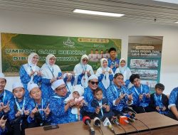 Di Sela-Jadwal Manggung, Wali Band Bawa Keluarga Besar ke Tanah Suci Umrah