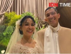 Andien: Rayakan Kasih Sayang pada Perayaan Ulang Tahun Pernikahan Kedelapan Belas Andien: Rayakan Kasih Sayang pada Perayaan Ulang Tahun Pernikahan Kedelapan Belas