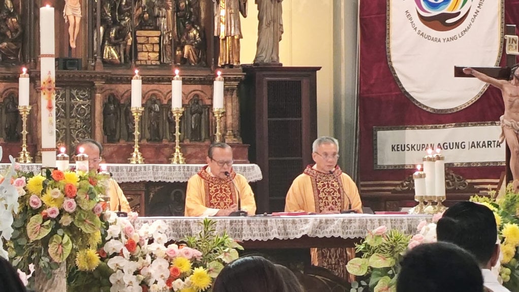 Paskah 2025: Kardinal Suharyo Bahas Korupsi dan Isu Ekonomi