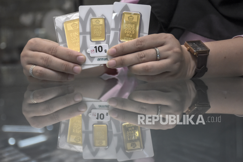 Harga Emas Antam, UBS, dan Galeri24 Anjlok Bersama di Akhir Pekan