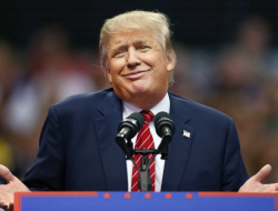 CORE Jelaskan Alasan Trump Pasang Tarif Impor 32% pada Indonesia CORE Jelaskan Alasan Trump Pasang Tarif Impor 32% pada Indonesia