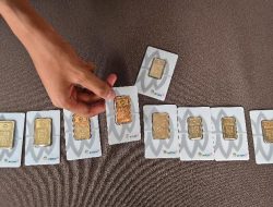 Harga Emas Antam Hari Ini Sedikit Menurun menjadi Rp 1,95 Juta per Gram