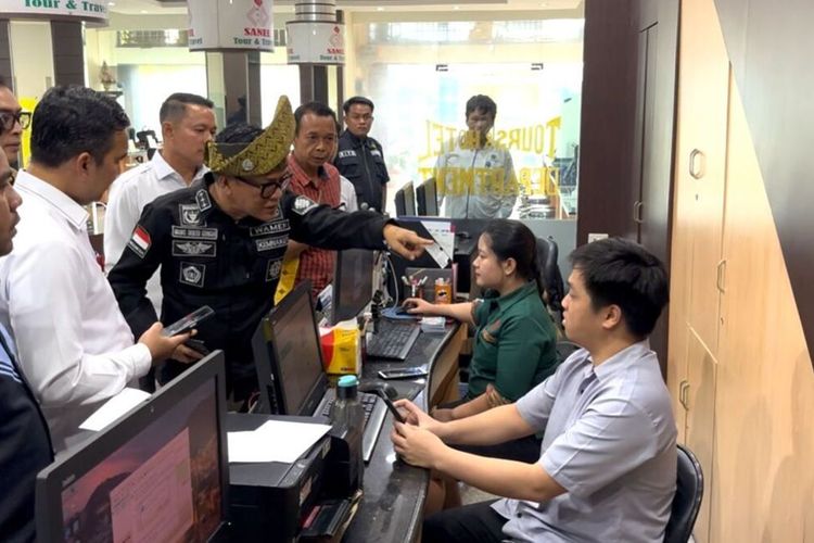 Menteri Naik Darah, Kantor Ditutup, Sanel Tour and Travel Bertarung!