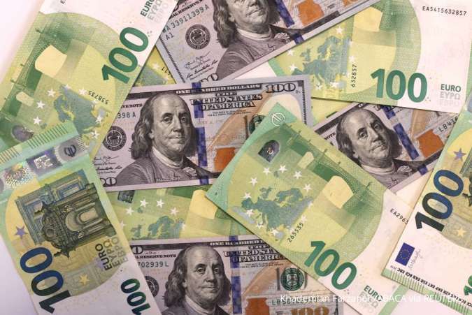Dolar AS Stabil di Puncak Nilai Pasca Kesepakatan Dagang AS-Tiongkok