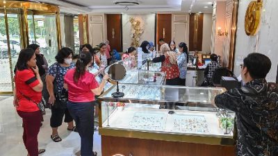 Antam Turunkan Harga Emasnya menjadi Rp 1.902.000 per Gram, Berkurang Rp 10 Ribu
