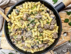 Creamy Beef and Leek Pasta: Delicious Dinner in 30 Minutes