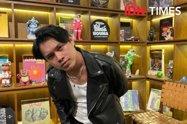 Rony Parulian Bicara Tentang Album Rahasia Pertamanya: Apakah Ini Berasal dari Pengalamannya Sendiri?