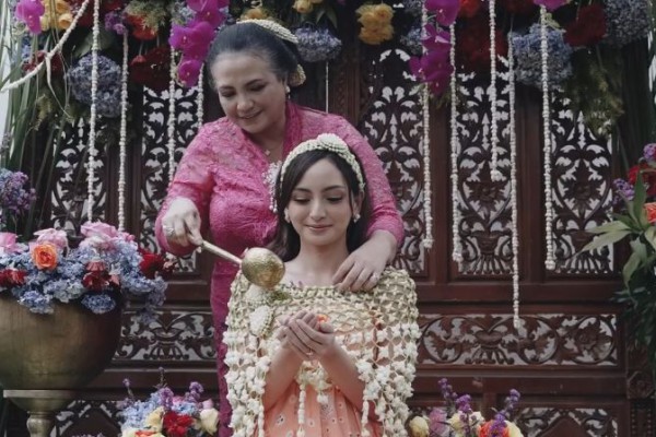 7 Gambar Berkesan Khidmat Valerie Tifanka Sebelum Akad Nikah
