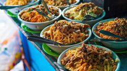 Buruan Coba! 4 Tempat Mie Ayam Jumbo Hanya 10 Ribu di Surabaya yang Akan Mengenyangkan Hari Anda
