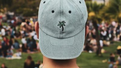 4 Rekomendasi Merek Topi Baseball: Gaya Sederhana dengan Tampilan Kekinian!