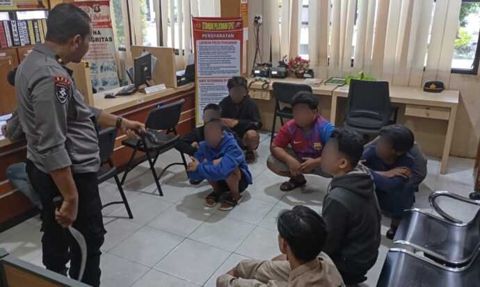 Polisi Tangkap enam Pelajar Penyulut Kemelutan Palangkaraya, Sitanya Senjata Tradisional
