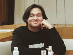 3 Berita Artis Paling Menggetarkan: Aldi Kembalikan Dana Penggemar, Haji Faisal Syukuri Ridho Allah 3 Berita Artis Paling Menggetarkan: Aldi Kembalikan Dana Penggemar, Haji Faisal Syukuri Ridho Allah