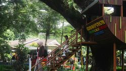 Liburan Besar Waisak: Farhan Ramalkan 500 Ribu Wisatawan ke Bandung, Lihat dampak pada Perekonomian Kota