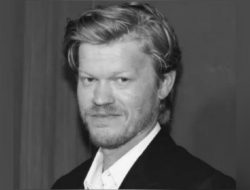 Jesse Plemons Bergabung dalam The Hunger Games: Fajar di Acara Pengisian Jesse Plemons Bergabung dalam The Hunger Games: Fajar di Acara Pengisian