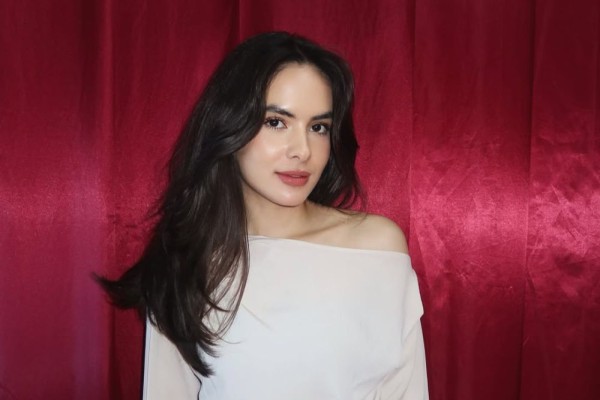 Biodata dan Perjalanan Steffi Zamora: Dari Girlband ke Layar Lebar