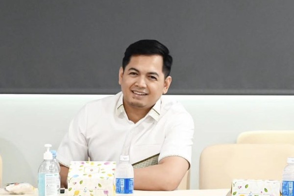 Biodata dan Perjalanan Karier Tommy Kurniawan: Dari Aktor hingga Anggota DPR