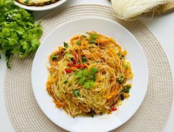 5 Resep Bihun Lezat: Dari Masakan Berat Hingga Camilan Menggugah Selera 5 Resep Bihun Lezat: Dari Masakan Berat Hingga Camilan Menggugah Selera