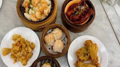 5 Tempat Makan di Bandung yang Murah Meriah: Nikmati Sajian Lezat Hanya dengan Rp 15 Ribu, Stok Energi Anda!
