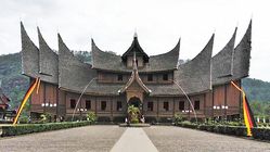 Eksplorasi Seru Sumatera Barat 2025: Budaya Minang, Alam Memukau, dan Kuliner Menggoda