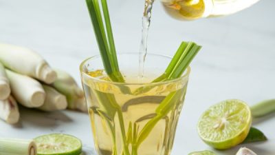 Resep Segar: Lemongrass Tea (Teh Serai) untuk Kesehatan dan Kenikmatan