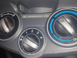 Deteksi Bau Tak Sedap dari AC? Ketahui Penyebab Tersembunyi Ini Deteksi Bau Tak Sedap dari AC? Ketahui Penyebab Tersembunyi Ini