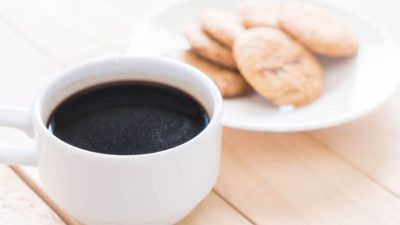 Boleh Tidak Sih Minum Kopi Sebelum Makan? Mari Kita Bahas!