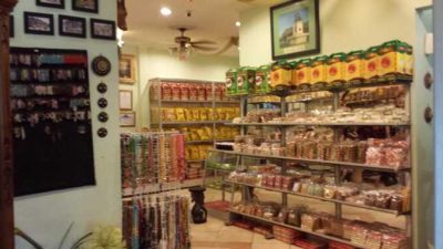 Jelajahi Oleh-Oleh Khas Palangka Raya: Hadiah Perfeksionis untuk Keluarga dan Teman!