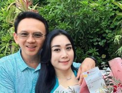 Ucapan Romantis Ahok untuk Istri Puput di Ulang Tahunnya yang Ke-28 Ucapan Romantis Ahok untuk Istri Puput di Ulang Tahunnya yang Ke-28
