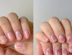 7 Inspirasi Nail Art dengan Motif Peach, Sempurna Untuk Musim Panas!