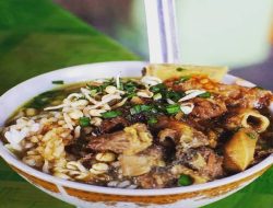10 Sajian Legendaris Blitar yang Akan Membuatmu Ketagihan! 10 Sajian Legendaris Blitar yang Akan Membuatmu Ketagihan!