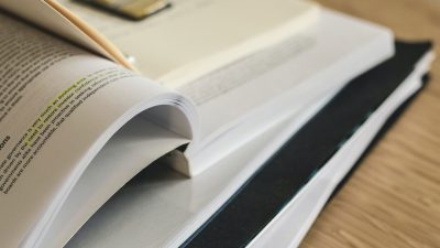 Arti Mimpi Tentang Buku: Kunci untuk Melepaskan Diri dari Masa Lalu
