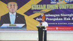 Mugiyanto Sipin, Deputi Menteri HAM, Berikan Kuliah Umum yang Menginspirasi di USI Pematangsiantar