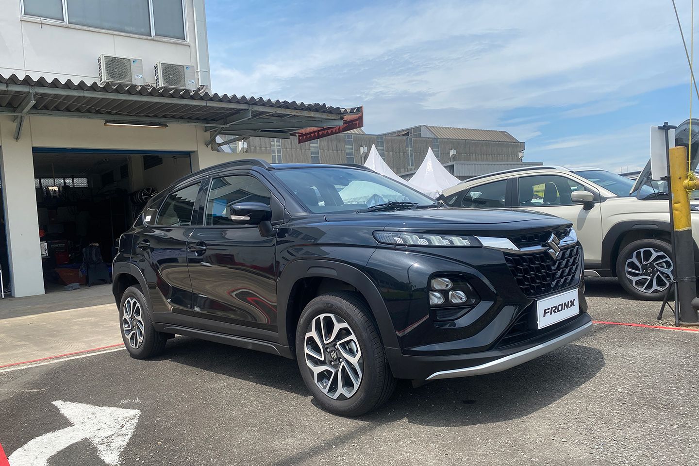 Beginilah Kabin Suzuki Fronx Varian GL: Hemat Harga, Namun Elegan dan Mewah