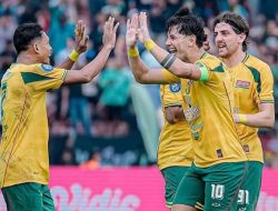 Statistik Memprihatinkan: Persebaya Surabaya Tembak 1.706 Kali, Namun Hanya Raih 38 Gol Statistik Memprihatinkan: Persebaya Surabaya Tembak 1.706 Kali, Namun Hanya Raih 38 Gol